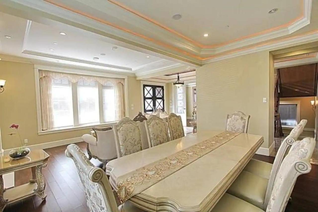 Mike'S Luxury House Leilighet Vancouver Eksteriør bilde